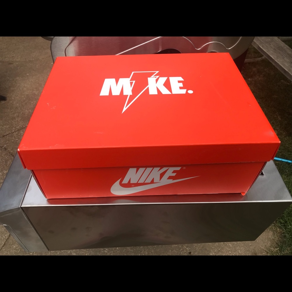 Jordan 1: Gatorade (orange)